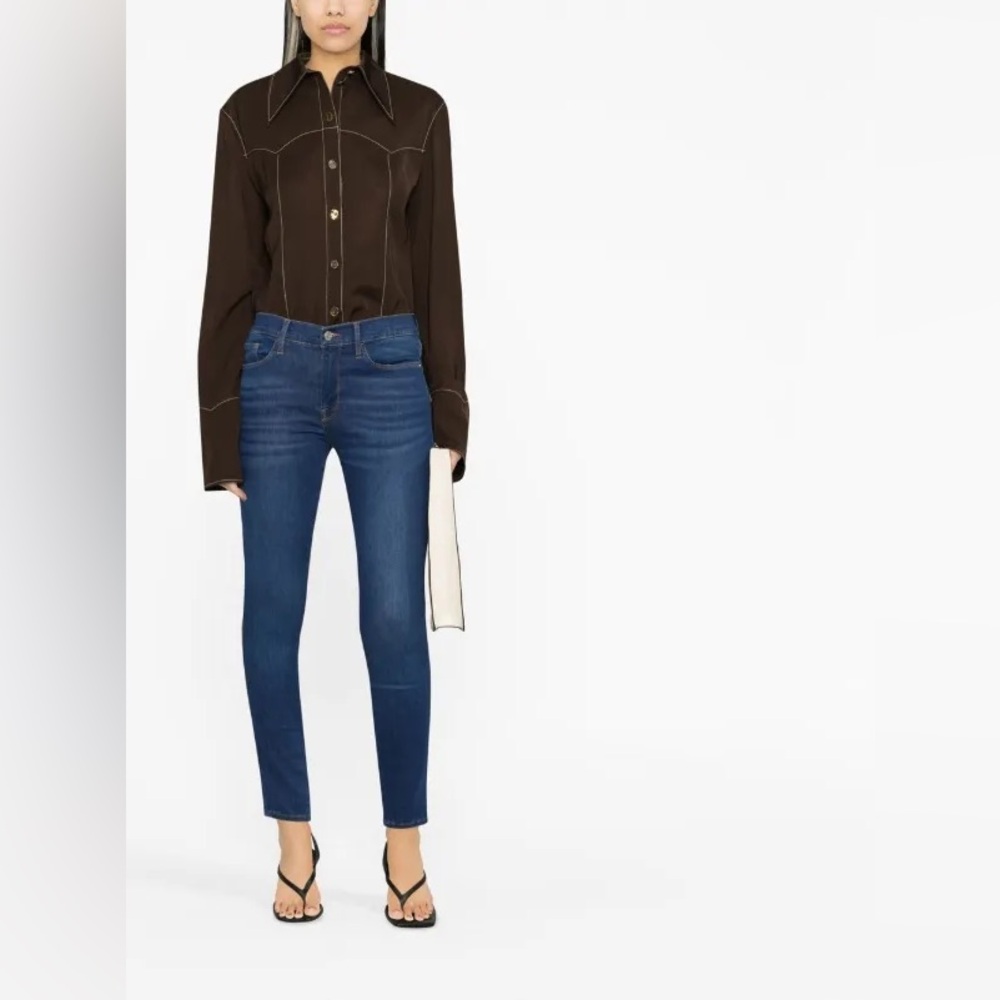 Frame. Le Skinny De Jeanne Jeans in Overland. Size 27.